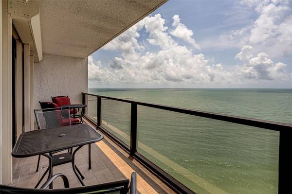 450 S GULFVIEW BLVD #1702, Clearwater, FL 33767