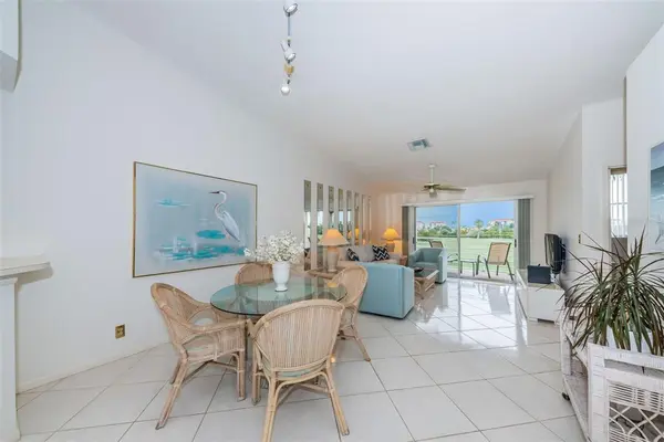 6151 BAHIA DEL MAR BLVD #220, St Petersburg, FL 33715