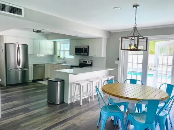 108 8TH ST, Belleair Beach, FL 33786
