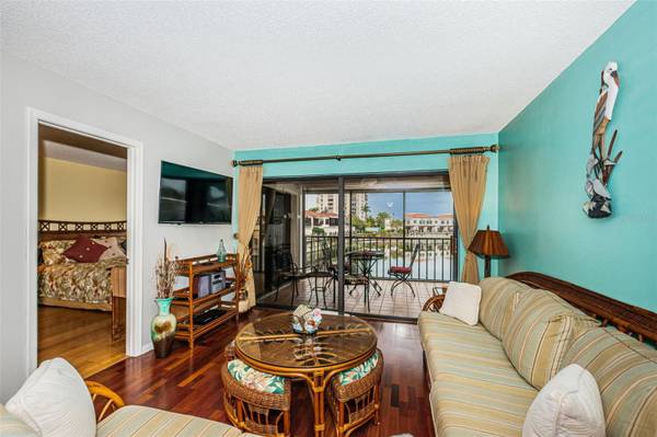 6281 BAHIA DEL MAR BLVD #208, St Petersburg, FL 33715