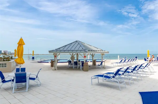 450 S GULFVIEW BLVD #405, Clearwater, FL 33767