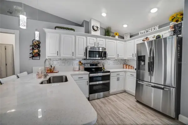 12476 JAYBIRD RD, Weeki Wachee, FL 34614