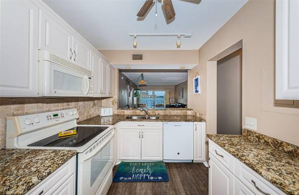 6322 PALMA DEL MAR BLVD S #305, St Petersburg, FL 33715