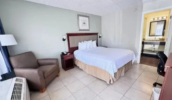 504 S GULFVIEW BLVD, Clearwater, FL 33767
