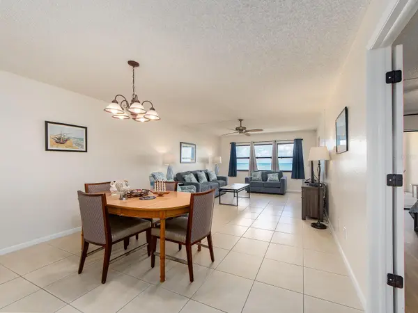 1230 GULF BLVD #1404, Clearwater, FL 33767