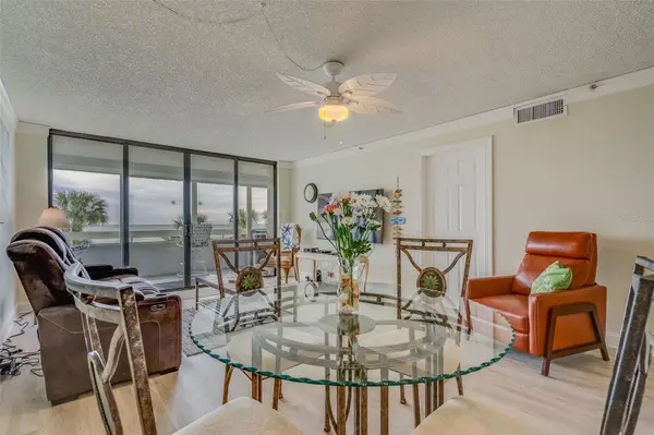17900 GULF BLVD #2E, Redington Shores, FL 33708