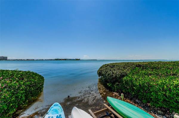 6268 PALMA DEL MAR BLVD S #102, St Petersburg, FL 33715