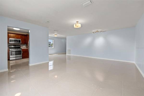 5660 80TH ST N #A208, St Petersburg, FL 33709
