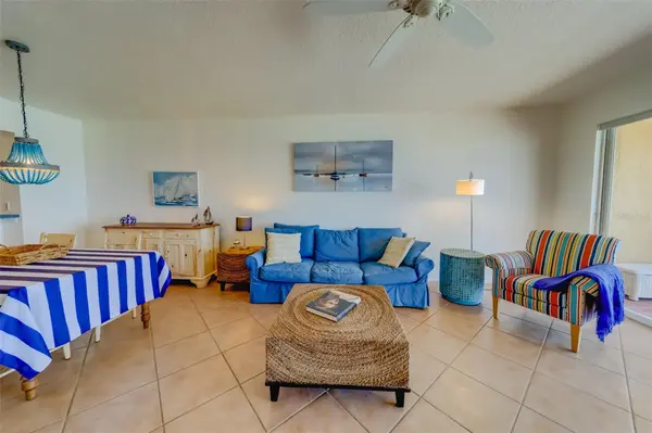 16550 GULF BLVD #643, North Redington Beach, FL 33708