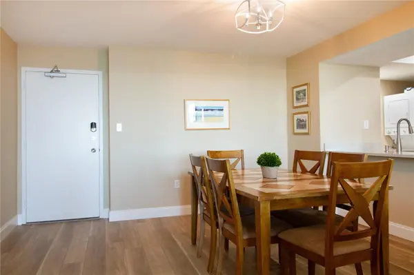 440 S GULFVIEW BLVD #1002, Clearwater Beach, FL 33767