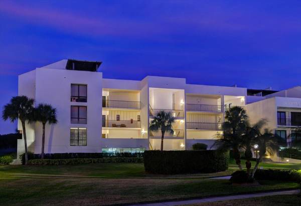 50 COE RD #311, Belleair, FL 33756
