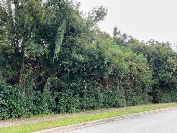 1290 W PLYMOUTH AVE, Deland, FL 32720