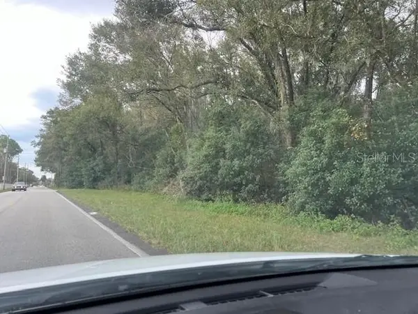 1290 W PLYMOUTH AVE, Deland, FL 32720