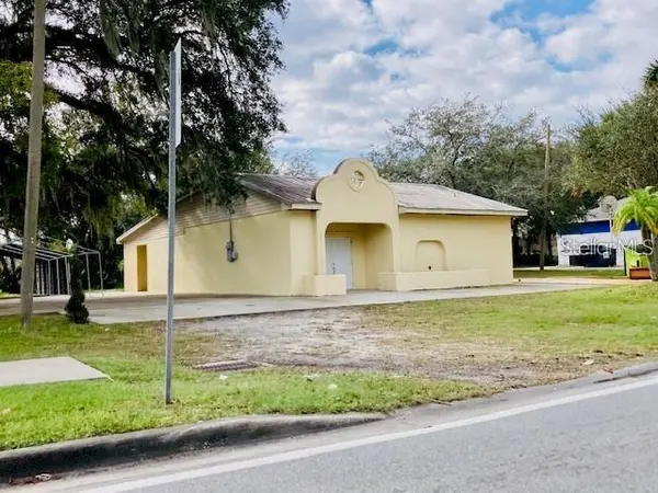106 E BERESFORD AVE, Deland, FL 32724