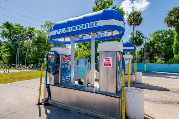 1451 N NOVA RD, Daytona Beach, FL 32117