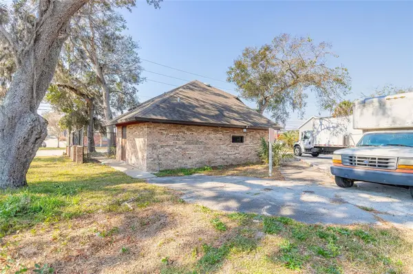 631 N RIDGEWOOD AVE, Daytona Beach, FL 32114