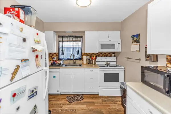 706 E MINNESOTA AVE #C, Deland, FL 32724