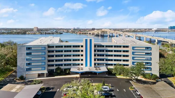 1224 S PENINSULA DR #104, Daytona Beach, FL 32118