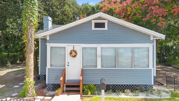 135 S ARLINGTON AVE, Deland, FL 32724