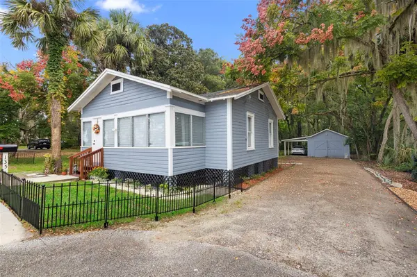 135 S ARLINGTON AVE, Deland, FL 32724