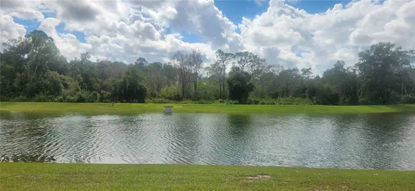 9032 CAPE COD RD, Deland, FL 32724