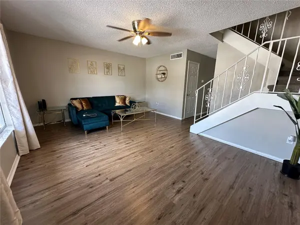 6060 VILLAGE CIR #6060, Orlando, FL 32822