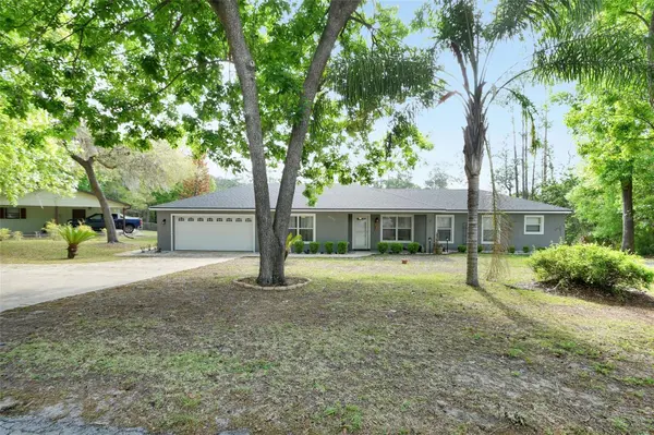 43746 SUNSET DR, Paisley, FL 32767