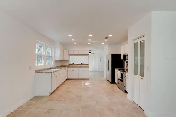 4 MAIN ST, Port Orange, FL 32127