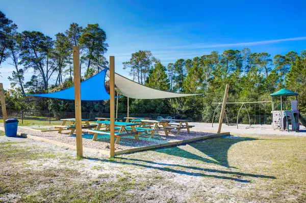 6001 DELTONA BLVD, Spring Hill, FL 34606