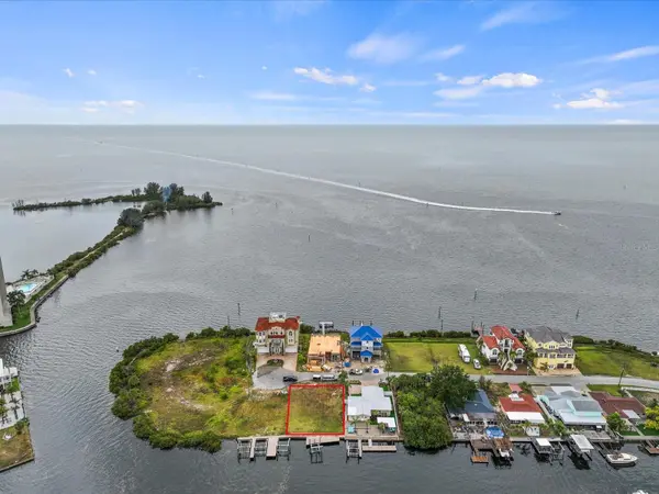 6200 LONNIE LEE LN, Hudson, FL 34667