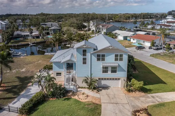 5040 WATERSIDE DR, Port Richey, FL 34668