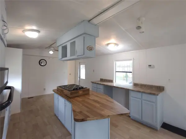 172 ESTATES AVE, Brooksville, FL 34601