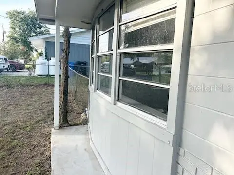 300 MIDWOOD DR, Plant City, FL 33566