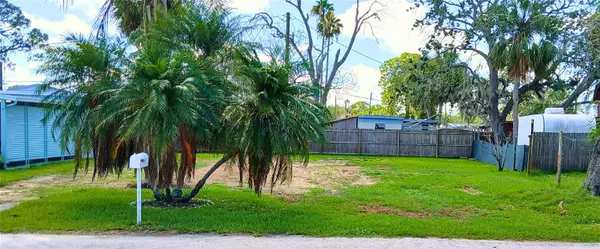 6828 EDGEWATER DR, New Port Richey, FL 34652