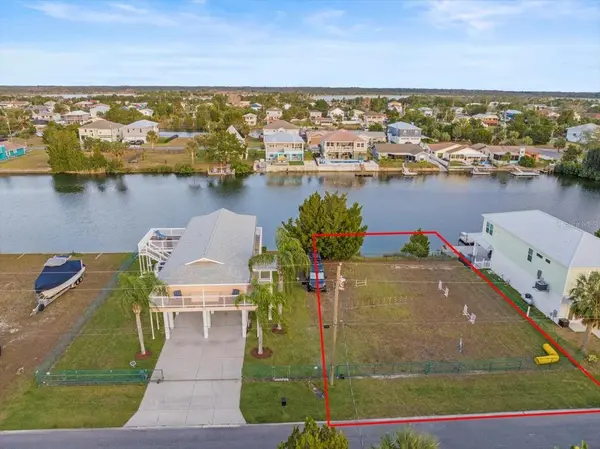 3332 OLEANDER DR, Hernando Beach, FL 34607