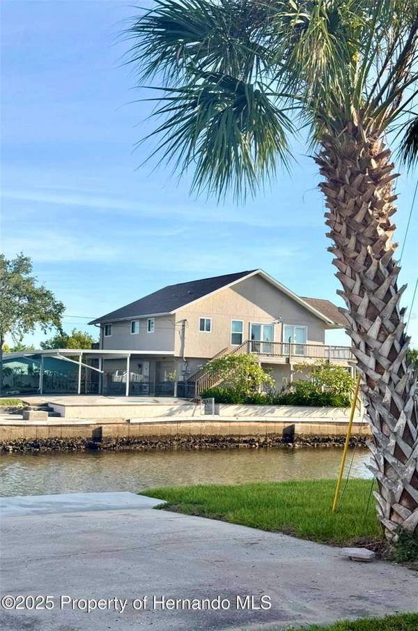 13825 SAN JUAN AVE, Hudson, FL 34667
