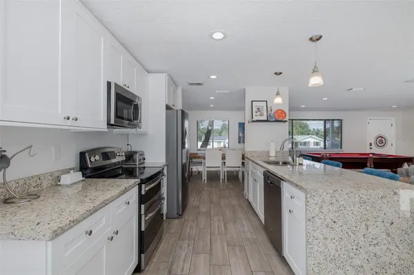 2180 PHILIPPE Pkwy, Safety Harbor, FL 34695