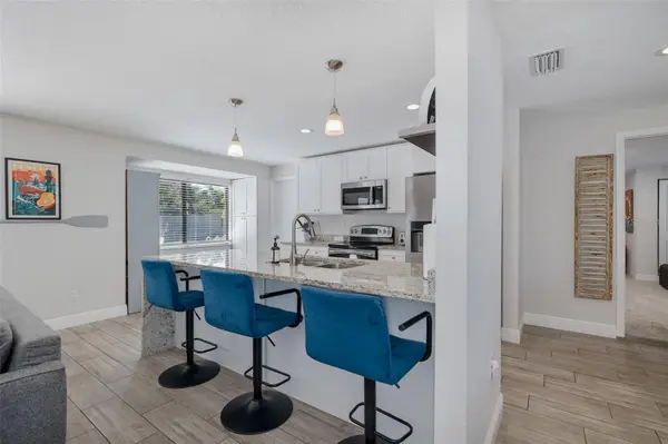 2180 PHILIPPE Pkwy, Safety Harbor, FL 34695