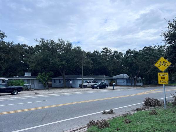 1302 SUNSET PT RD, Clearwater, FL 33755