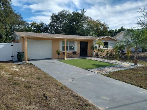 12910 COLLEGE HILL DR, Hudson, FL 34667