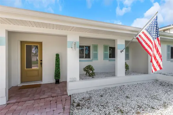 220 DRIFTWOOD DR S, Palm Harbor, FL 34683