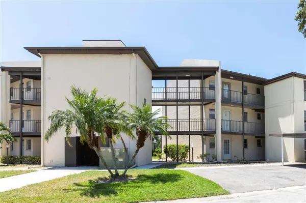 5245 AMULET DR #108, New Port Richey, FL 34652