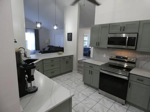 6534 FOXMOOR DR, Zephyrhills, FL 33542