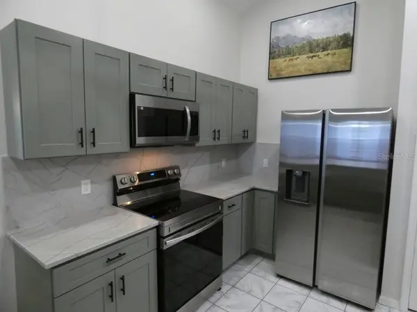 6534 FOXMOOR DR, Zephyrhills, FL 33542
