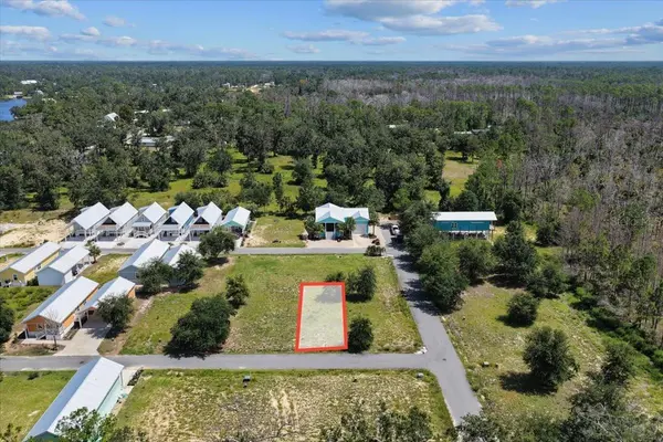 000 869TH LOOP, Steinhatchee, FL 32359