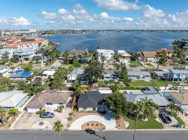 197 LIDO DR, St Pete Beach, FL 33706