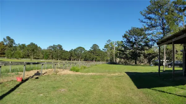 18635 PHILLIPS RD, Brooksville, FL 34604