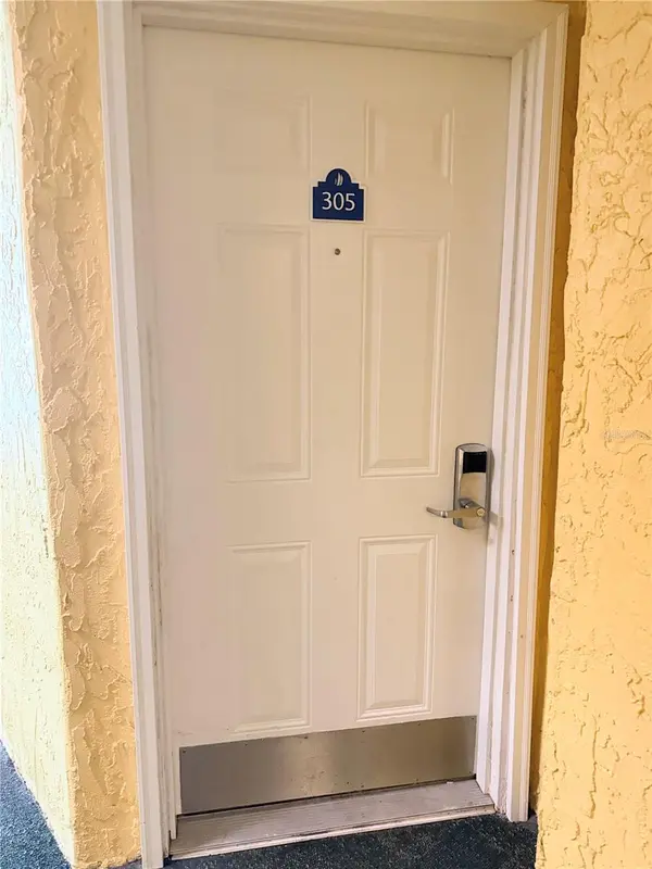 2506 N ROCKY POINT DR #305, Tampa, FL 33607