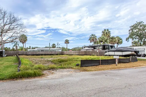 6813 GARDEN DR, New Port Richey, FL 34652