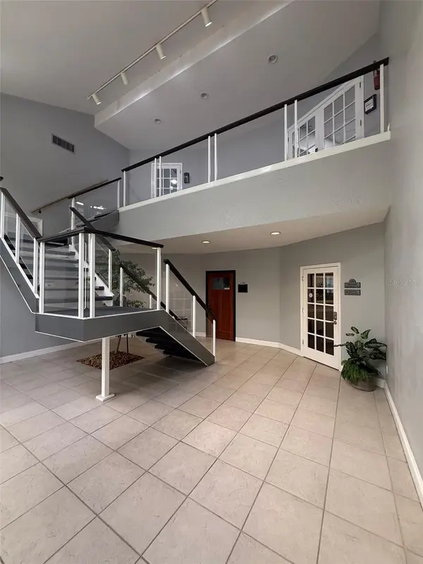 2841 EXECUTIVE DR #200, Clearwater, FL 33762